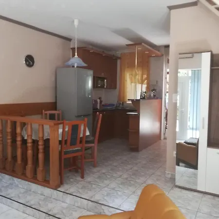 Lena Holiday home